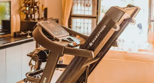 BEST TREADMILL WITH SCREEN