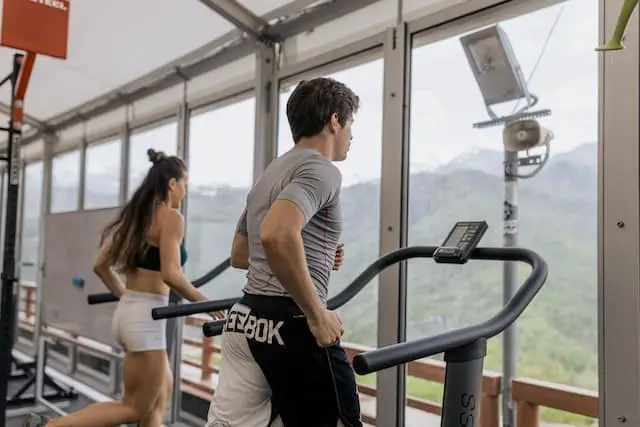Know 5 Ways How To Fix When Treadmill Belt Slipping Causes Headaches?
